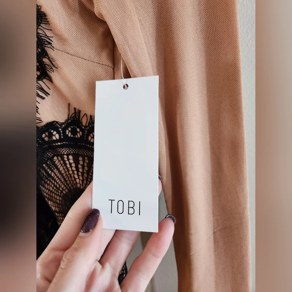 NWT TOBI Nude Bodycon Zip up Dress - Picture 5 of 5